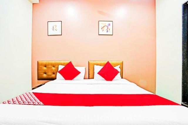 Hotel Amfahh - Andheri West Railway Station Bombaim Exterior foto